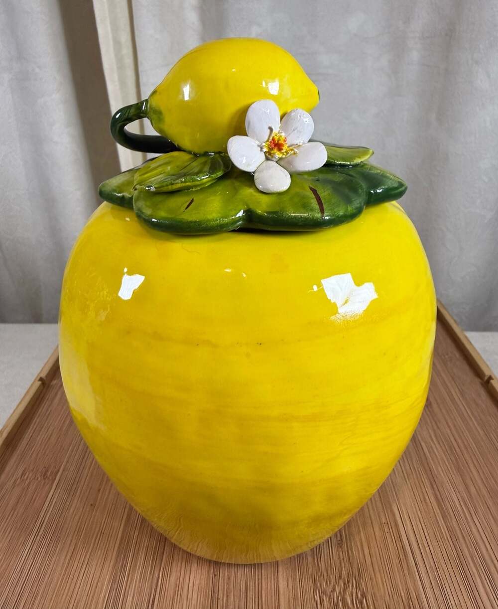 MADE ITALY ORGIA Art Handmade Lemon Shaped Cookie Jar Decorat, The Stand Alone - Picture 2 of 5